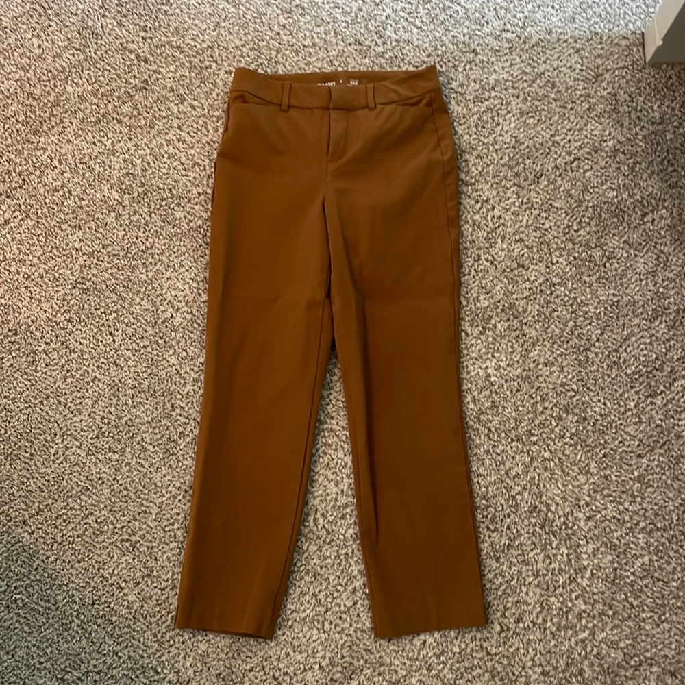 Old navy high rise pixie pants